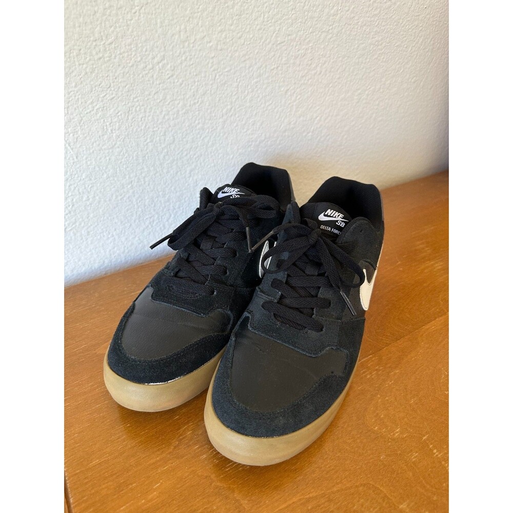 Nike SB Delta Force Vulc Black Gum Sneaker B&W Size 9.5 Skateboarding Comfort